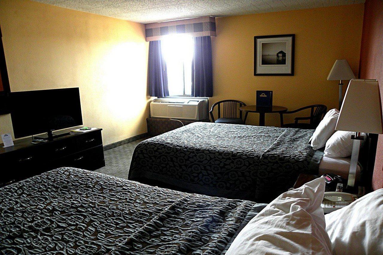 Days Inn By Wyndham Reading Wyomissing Extérieur photo